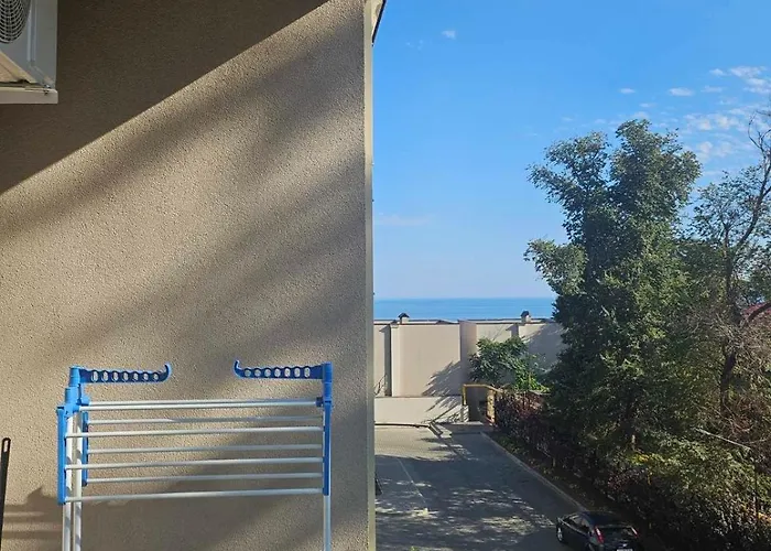 Avinion аппартаменты у моря